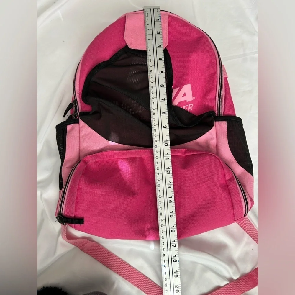Brava Soccer Backpack | Ventilated Ball Compartment | Pink | EUC